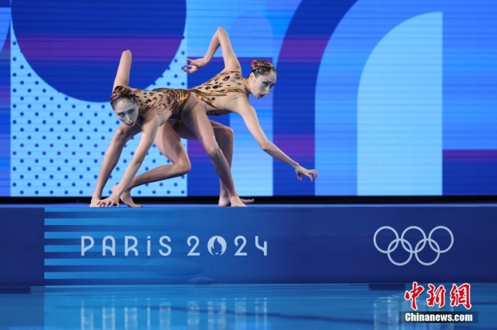 中国双胞胎姐妹花创历史夺金 巴黎奥运金牌数追