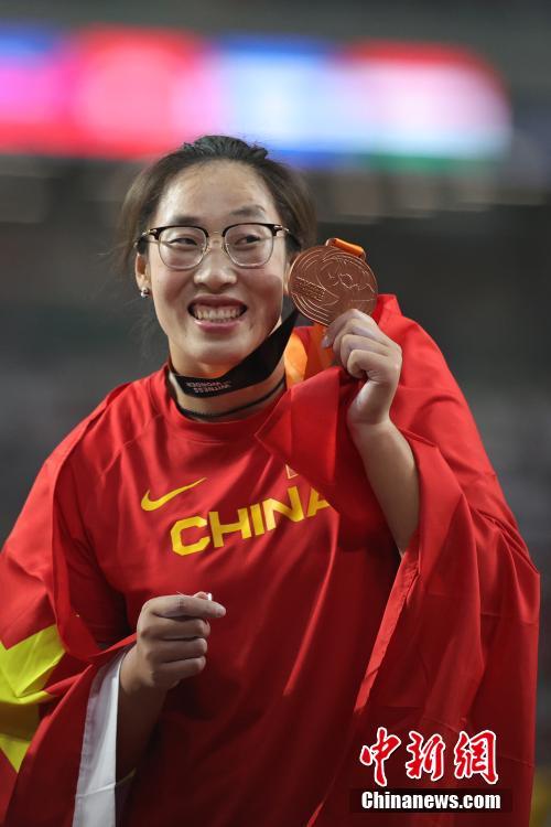 冯彬厦门绝杀夺冠 布达佩斯铜牌助阵亚运突破