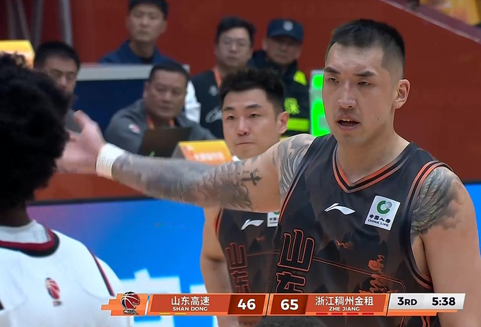 山东主场不敌浙江 青岛客场力克上海 北京四连胜