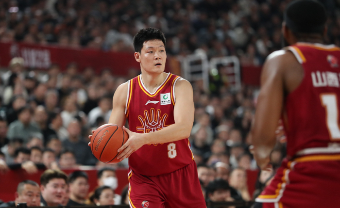 山西男篮惨败上海队 32分差距暴露防守漏洞