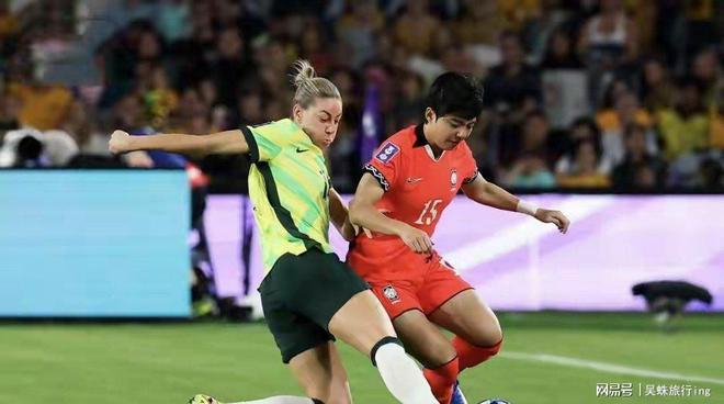 澳大利亚女足险胜朝鲜晋级半决赛 科尔与门将成