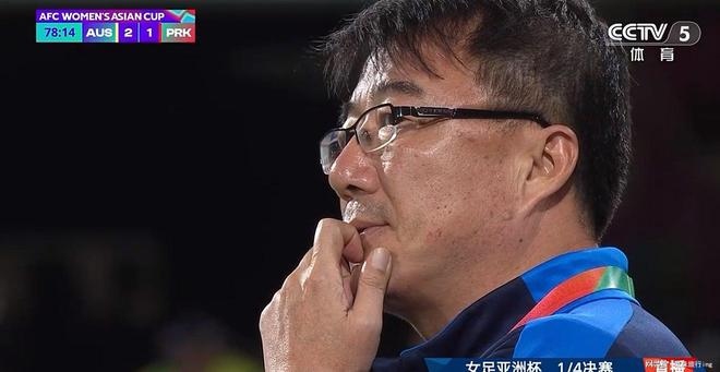 澳大利亚女足险胜朝鲜晋级半决赛 科尔与门将成