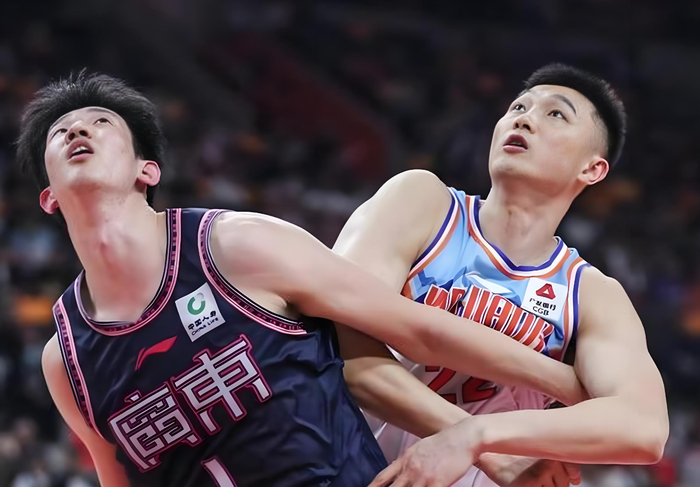 广东队天赋球员黄明依遭弃用 成12人中唯一未出