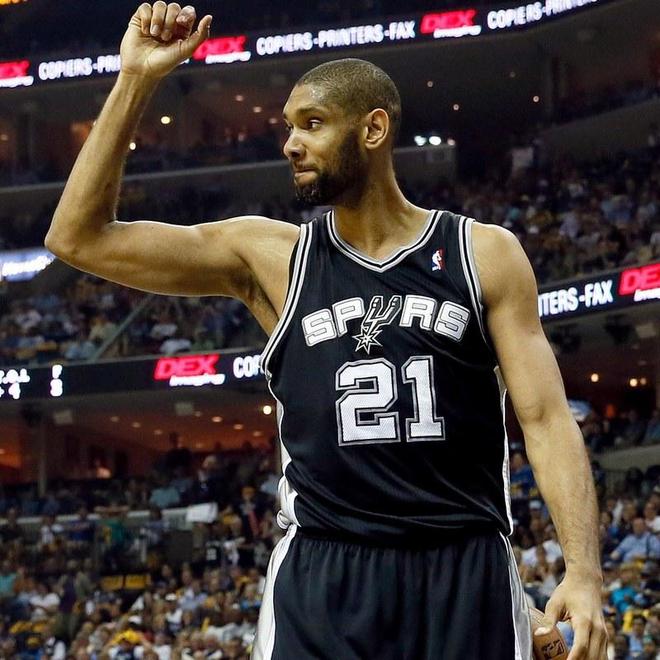 37岁球星巅峰对决：詹姆斯30+神迹、杜兰特2000分